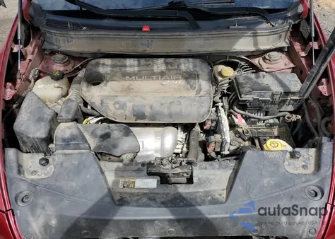 2015 Jeep Cherokee Latitude из США, поврежденный, VIN 1C4PJMCBXFW642196